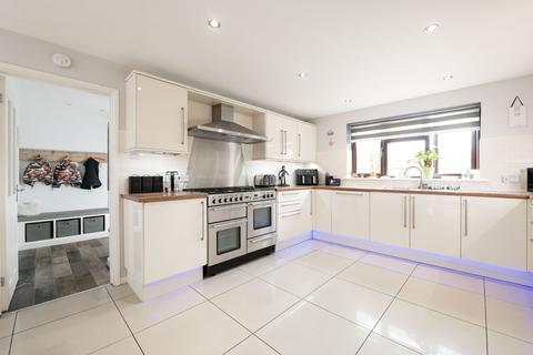 39 Brittons Close, Sharnbrook, Bedford, MK44 1PW