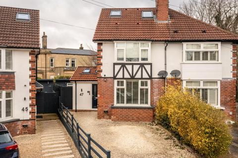 47 Roxholme Terrace, Leeds, LS7 4JH
