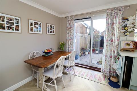 7 Cornelius Walk, Market Weighton, York, YO43 3NZ