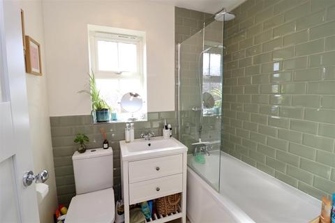 7 Cornelius Walk, Market Weighton, York, YO43 3NZ