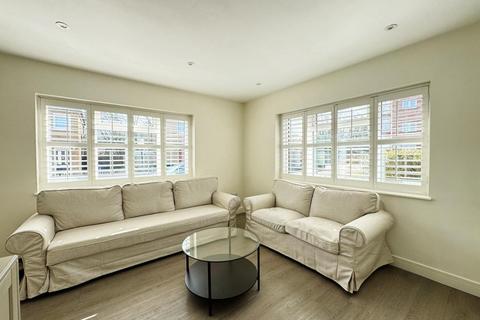 2 bedroom house to rent, Chilton Avenue, W5