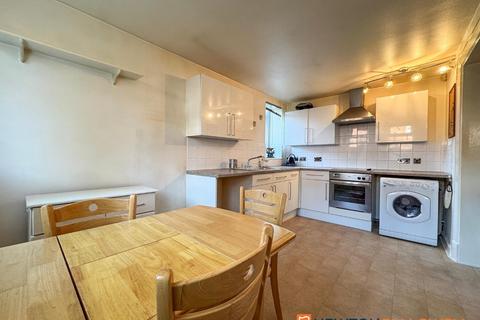 2 bedroom flat for sale, Barnby Road, Newark NG24