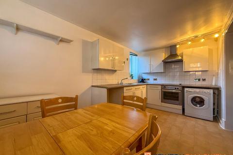 2 bedroom flat for sale, Barnby Road, Newark NG24