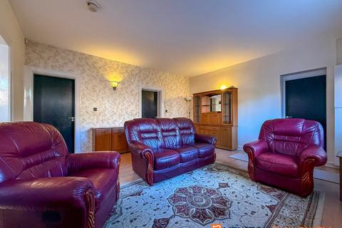 2 bedroom flat for sale, Barnby Road, Newark NG24