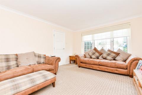 5 bedroom semi-detached house for sale, Willow Lea, Tonbridge, Kent