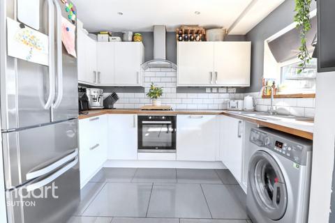 8 Paget Avenue, Sutton, SM1 3BE