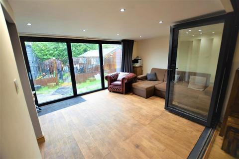 Hillsley Chapel Lane, Lawrence Weston, Bristol, BS11 0TQ