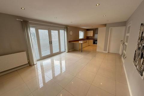 undefined, Tai Newydd, Pentre Berw, Anglesey, LL60