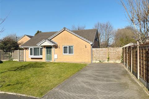8 Chanters Close, Manchester, M9 6UY