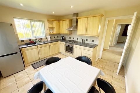 8 Chanters Close, Manchester, M9 6UY