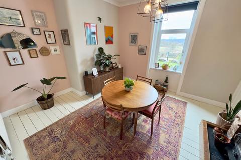 99 Kings Road, Beith, KA15 2BN