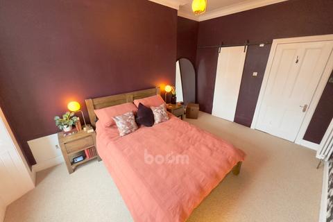 99 Kings Road, Beith, KA15 2BN
