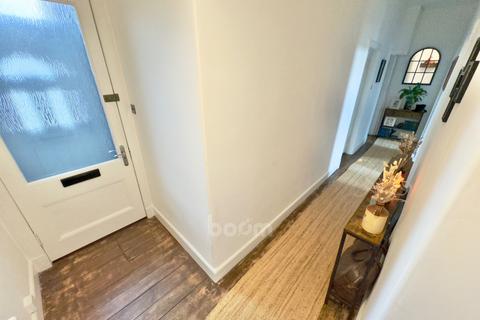 99 Kings Road, Beith, KA15 2BN