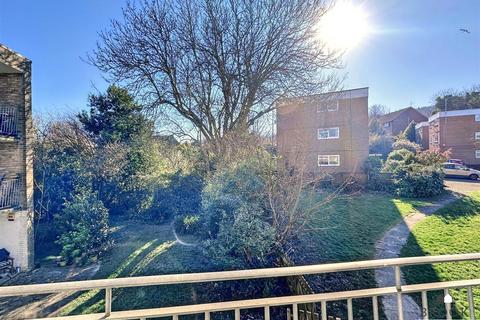 2 bedroom apartment for sale, Rockhurst Drive, Eastbourne BN20