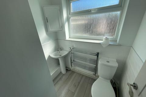 2 bedroom terraced house to rent, Nelson Road, Ipswich IP4