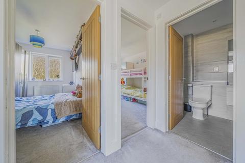 3 Cornfield Close, Hawkinge, Folkestone, CT18 7UD
