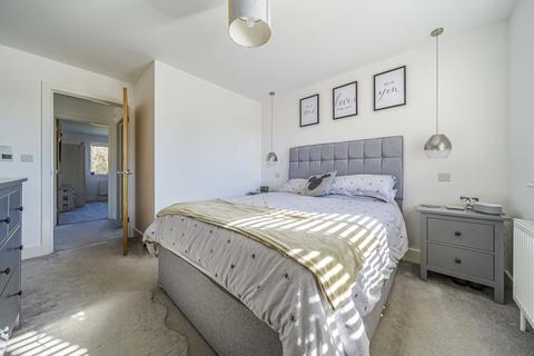 3 Cornfield Close, Hawkinge, Folkestone, CT18 7UD
