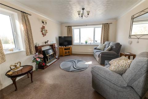 4 Drury Close, Waltham, Grimsby, DN37 0XP
