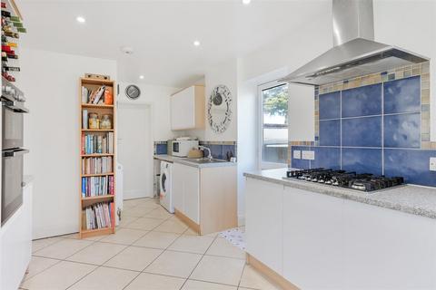 113 Commonfield Road, Banstead, SM7 2JY