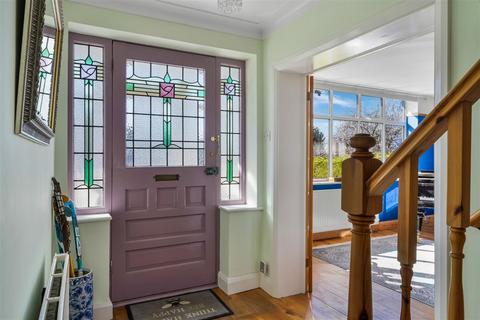 113 Commonfield Road, Banstead, SM7 2JY