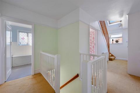 113 Commonfield Road, Banstead, SM7 2JY