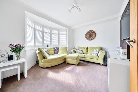 14 Warren Drive, Orpington, BR6 6EX