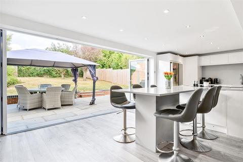 14 Warren Drive, Orpington, BR6 6EX