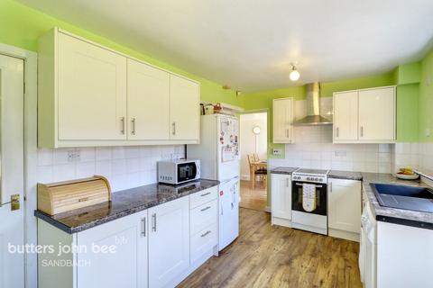 26 Booth Avenue, Sandbach, CW11 4JN