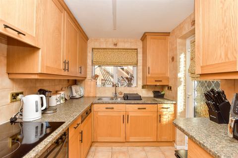 4 bedroom detached house for sale, Allen Close, Chatham ME5