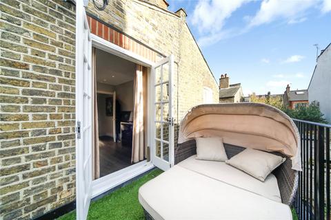 15 Prairie Street, London, SW8 3PT