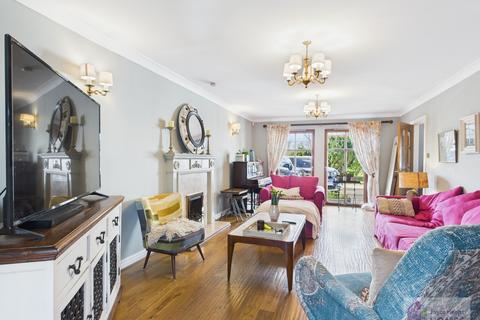 4 bedroom detached villa for sale, Castlehill Green, East Kilbride G74