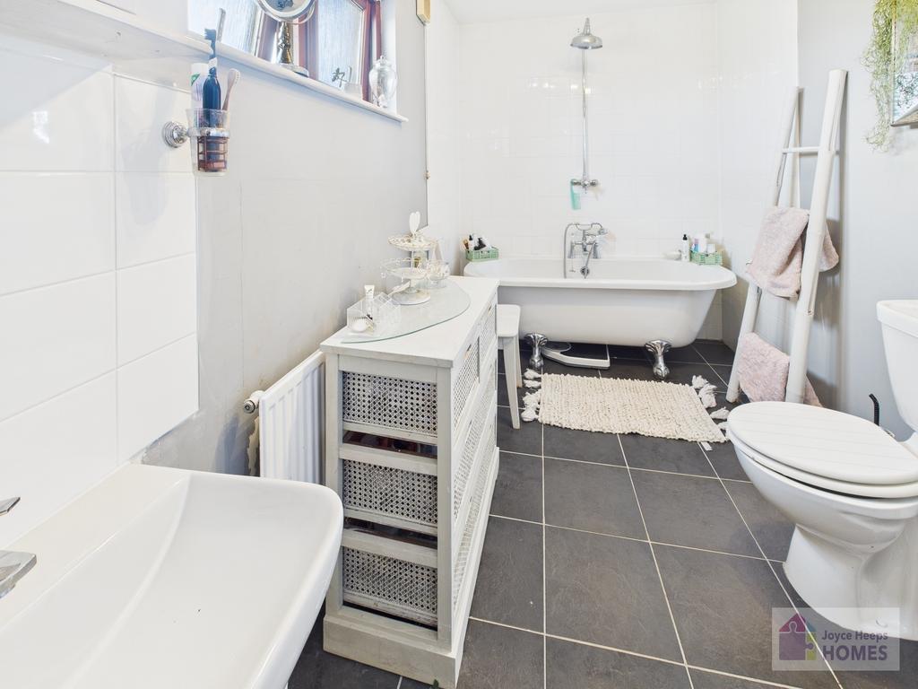 Ensuite
