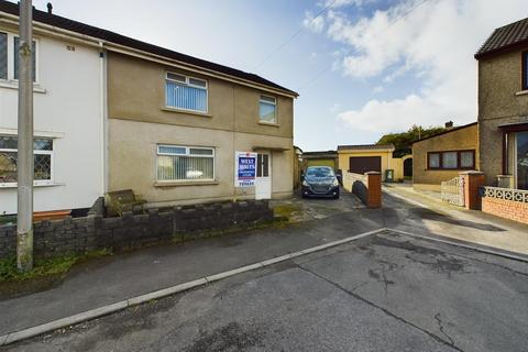 2 bedroom semi-detached house for sale, Bryn Rhos, Llanelli