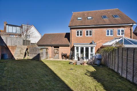 3 bedroom semi-detached house for sale, Colmanton Grove, Deal, CT14