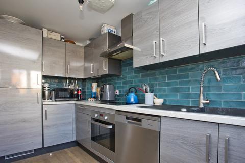 3 bedroom semi-detached house for sale, Colmanton Grove, Deal, CT14