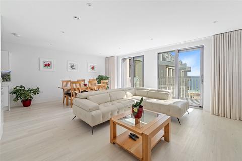 3 bedroom flat for sale, Bayside Apartments, 62 Brighton Road, Worthing, West Sussex, BN11