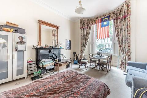 2 bedroom flat to rent, Emperor's Gate, South Kensington, London, SW7