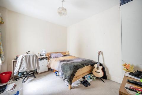 2 bedroom flat to rent, Emperor's Gate, South Kensington, London, SW7