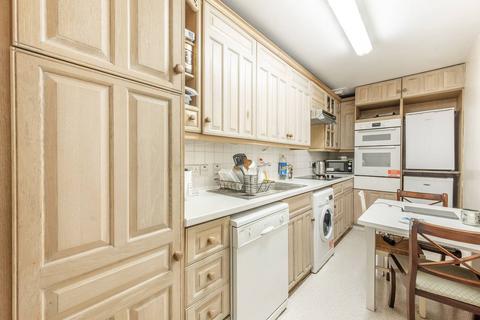 2 bedroom flat to rent, Emperor's Gate, South Kensington, London, SW7