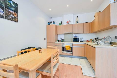 1 bedroom flat for sale, Bromyard House, East Acton, London, W3
