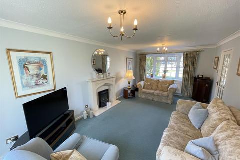 4 Cottesmore Drive, Wirral, CH60 1YG
