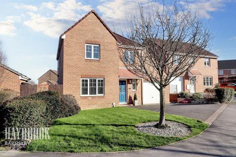 33 Champany Fields, Dodworth, Barnsley, S75 3TS