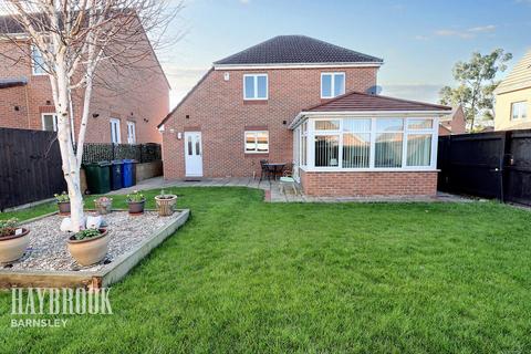33 Champany Fields, Dodworth, Barnsley, S75 3TS