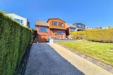 29 Bracken Close, Springhead, Oldham, OL4 4PB