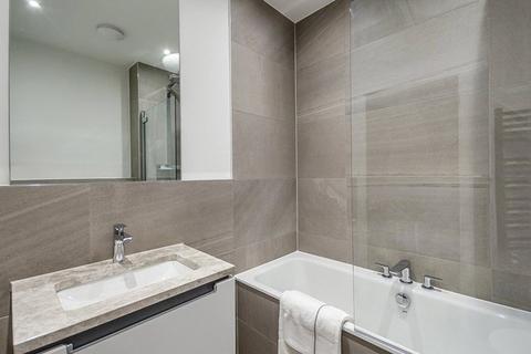 2 bedroom apartment to rent, Rainville Road, London, W6