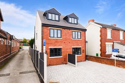 3 bedroom semi-detached house for sale, Westwood Road, Sheffield S35