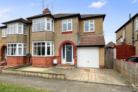 24 Lynton Avenue, Northampton, NN2 8LX