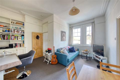 1 bedroom apartment to rent, Ravenslea Road, SW12