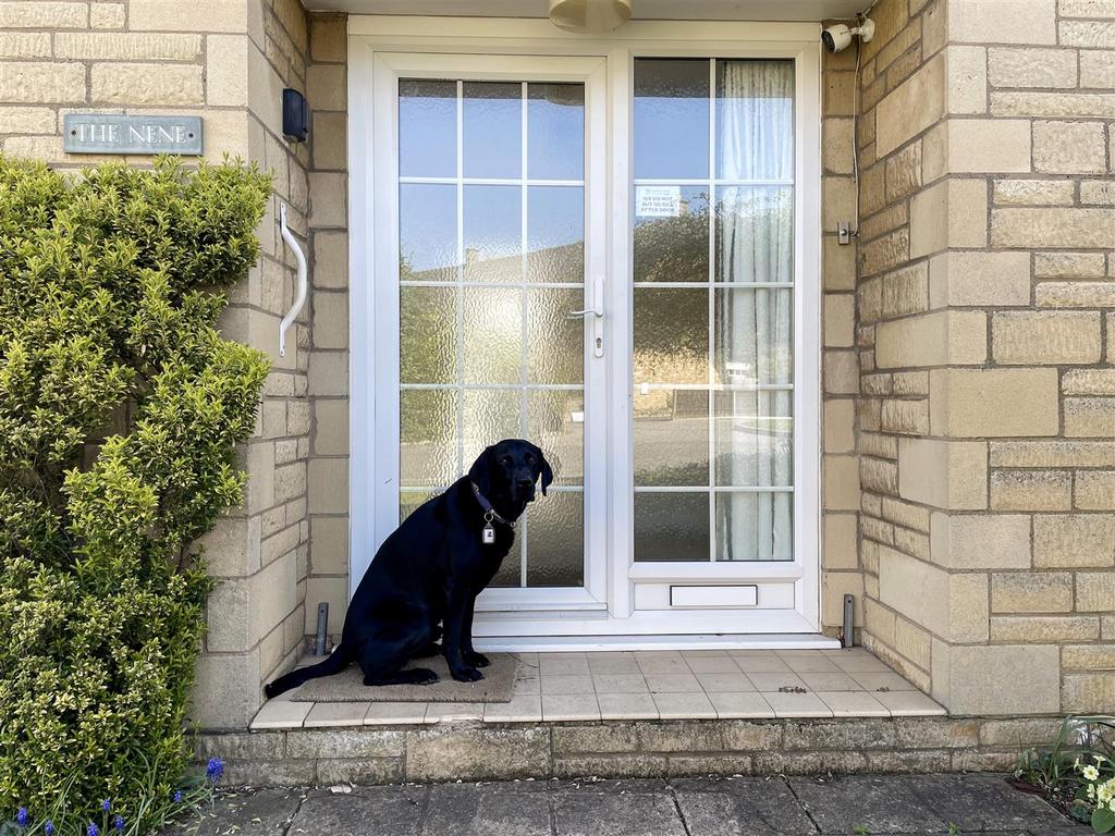 Digby front door.JPG