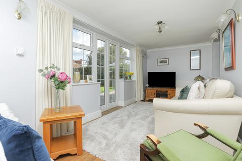 3 bedroom bungalow for sale, Hereward Avenue, Birchington, CT7
